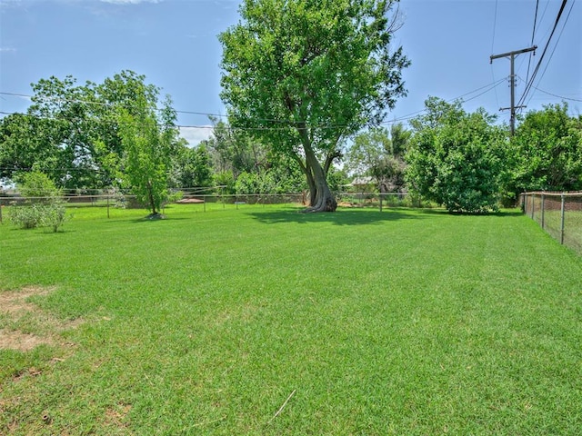2713 S Glenn Ave, Del City, OK 73115 - view of fenced backyard