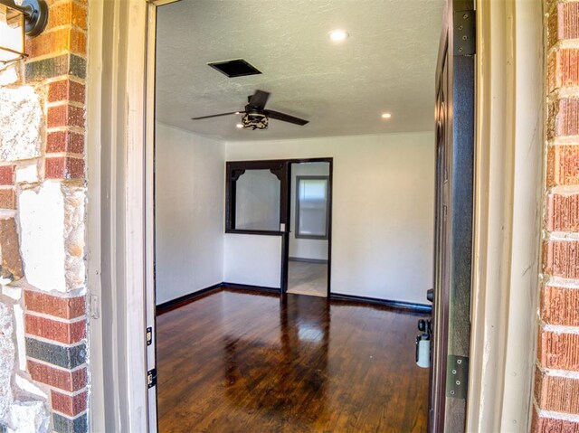 2109 SE Mickey Rd, Del City, OK 73115 - photo 3