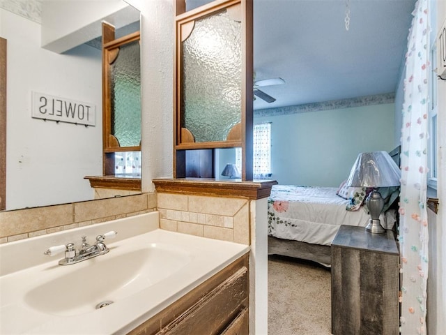 3900 Chetwood Dr, Del City, OK 73115 - bathroom featuring ensuite bath, vanity, and a ceiling fan