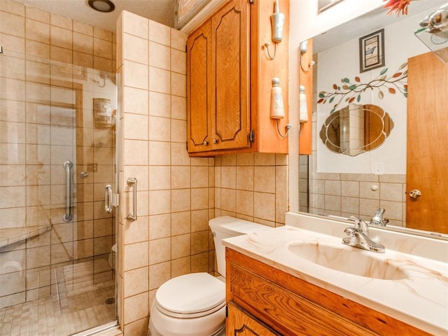 3900 Chetwood Dr, Del City, OK 73115 - full bath featuring tile walls, vanity, and a stall shower