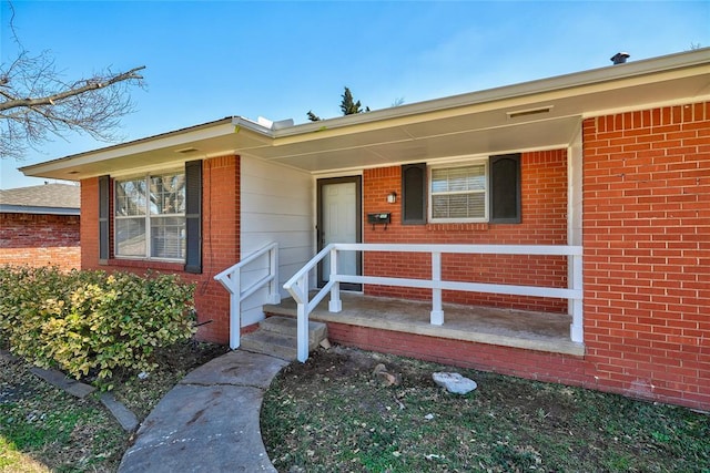 220 E 31st St, Edmond, OK 73013 - view of front of property with brick siding