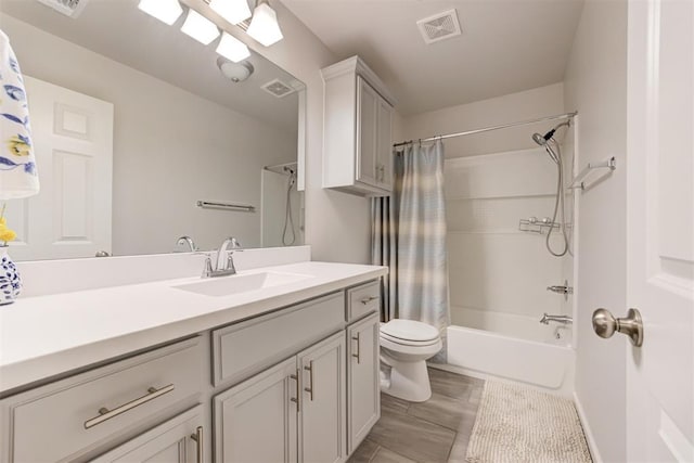 2161 Native Dancer Dr, Choctaw, OK 73020 - bathroom with vanity and shower / tub combo