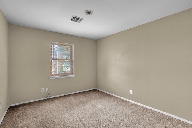 908 S Trail Dr, Altus, OK 73521 - empty room featuring carpet