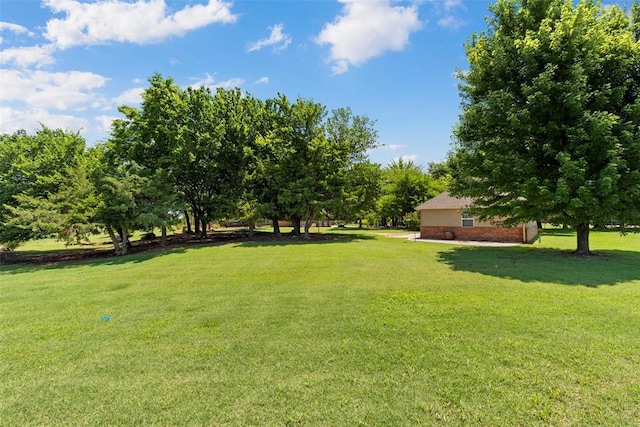 227 Quail Hollow Way, Choctaw, OK 73020 - view of green lawn