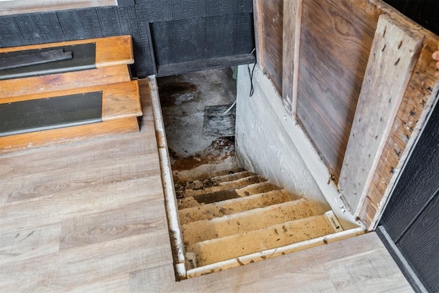 80 E Shore Dr, Arcadia, OK 73007 - view of stairs
