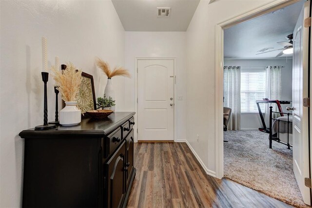 11704 NW 135th Ter, Piedmont, OK 73078 - foyer with dark wood-style floors and a ceiling fan