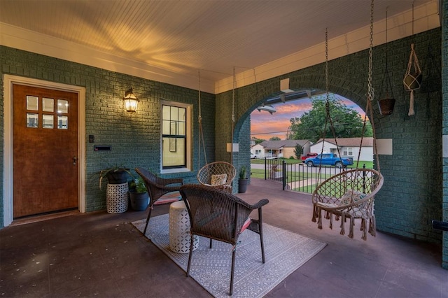 1828 S 7th St, Chickasha, OK 73018 - view of covered porch