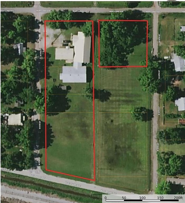 1028 N 11th St, Chickasha, OK 73018 - aerial view of property's location