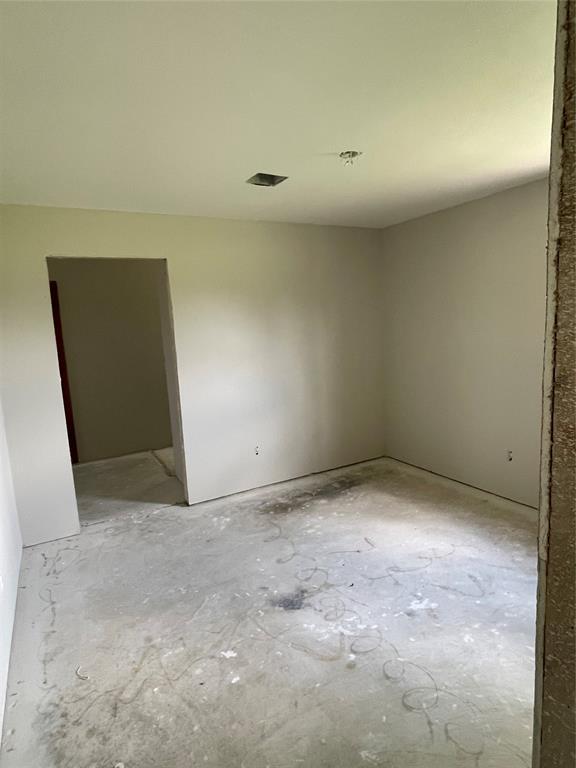 13090 County Road 1140, Lookeba, OK 73053 - view of empty room
