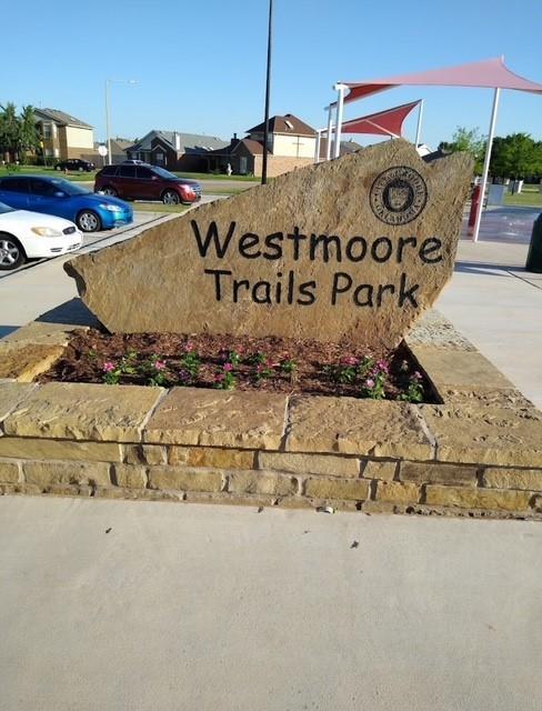 1208 SW 21st St, Oklahoma City, OK 73170 - community / neighborhood sign featuring a residential view