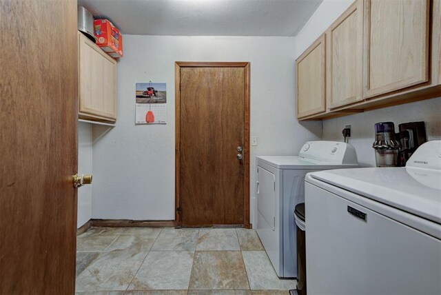 881 County St Unit 2938, Tuttle, OK 73089 - washroom featuring cabinet space and washer and dryer