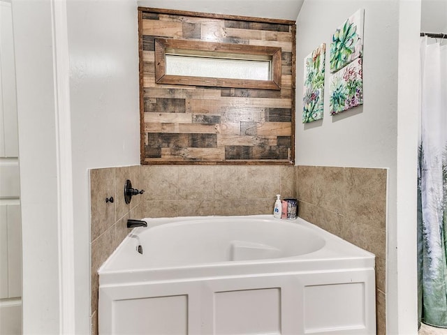 21945 N Fork Rd, Luther, OK 73054 - bathroom with a garden tub