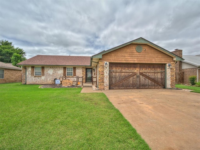 434 N Oak Ave, Hennessey, OK 73742 - ranch-style house featuring a garage, a front yard, concrete driveway, and roof with shingles