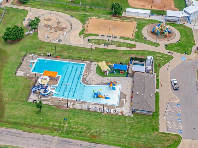 434 N Oak Ave, Hennessey, OK 73742 - bird's eye view of a pool