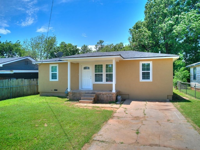 3609 S Quapah Ave, Oklahoma City, OK 73119 - view of front of home featuring stucco siding