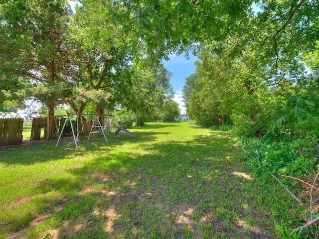 3609 S Quapah Ave, Oklahoma City, OK 73119 - view of yard