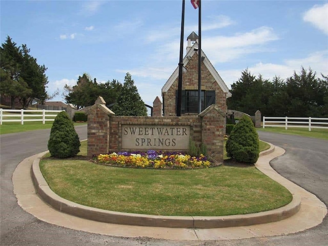 12200 Whispering Pnes, Guthrie, OK 73044 - view of community / neighborhood sign