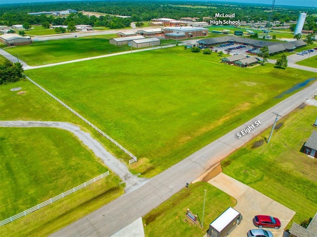 8th Unit 8Th, Mcloud, OK 74851