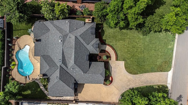 6516 NW Grand Blvd, Nichols Hills, OK 73116 - aerial view of property and surrounding area featuring a pool area