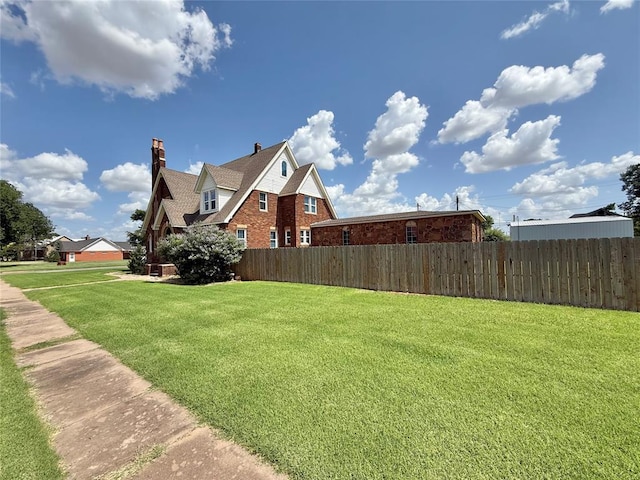 722 E Main St, Sentinel, OK 73664 - view of yard