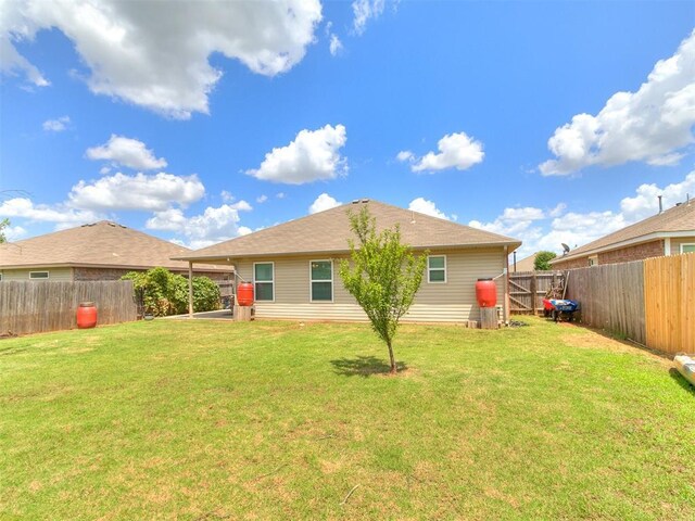 2909 Thompson Farm Ln, Yukon, OK 73099 - photo 32