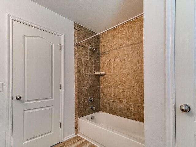 2909 Thompson Farm Ln, Yukon, OK 73099 - photo 23