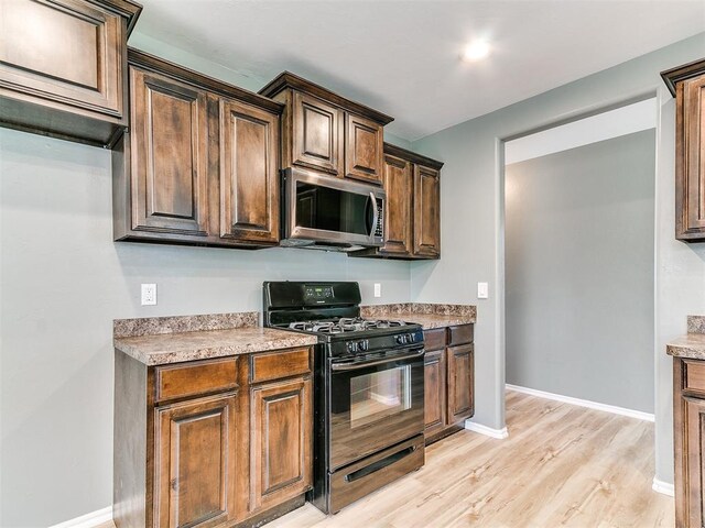 2909 Thompson Farm Ln, Yukon, OK 73099 - photo 11
