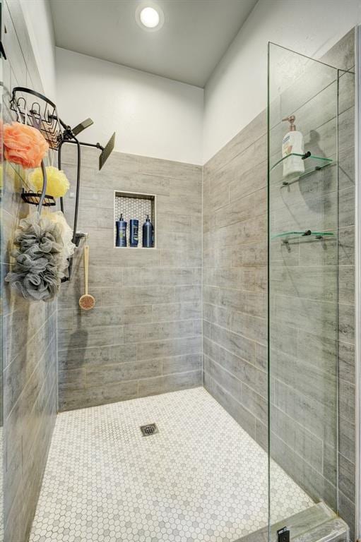 1187 County St Unit 2976, Blanchard, OK 73010 - full bath featuring tiled shower
