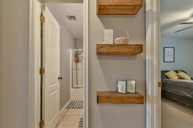 4616 Midway Dr, Norman, OK 73072 - detailed view of ceiling fan