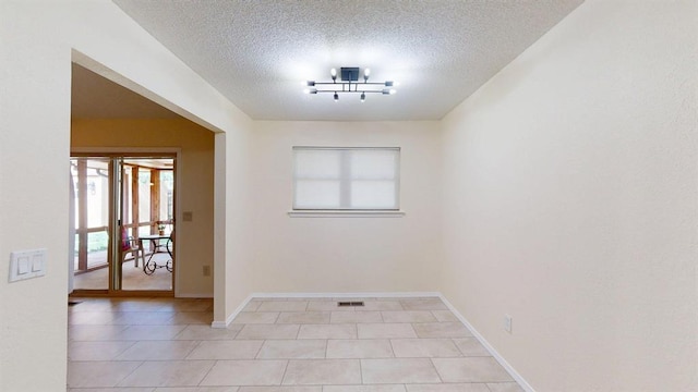 8004 Wilshire Hills Dr, Oklahoma City, OK 73132 - photo 10