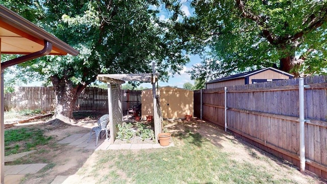 8004 Wilshire Hills Dr, Oklahoma City, OK 73132 - photo 33