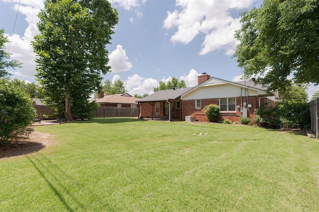 2800 Kerry Ln, Oklahoma City, OK 73120 - view of fenced backyard