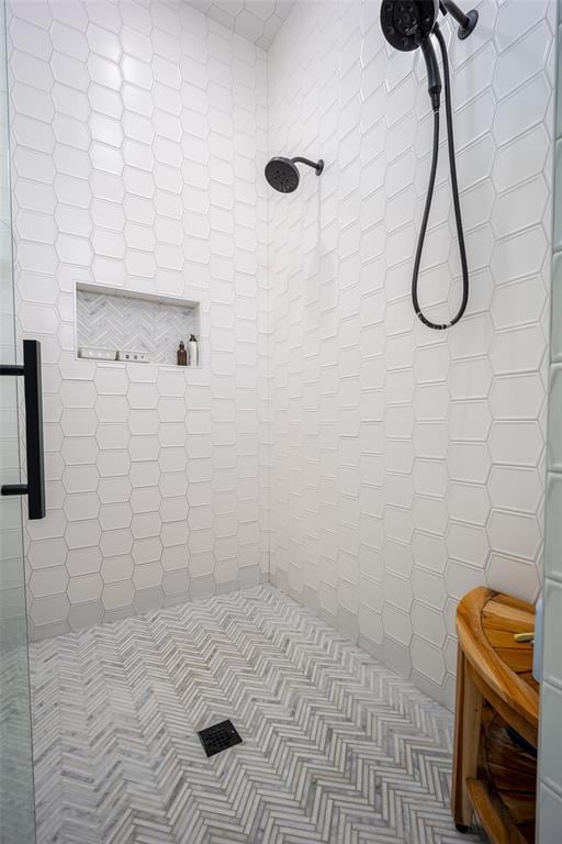 18569 310th St, Norman, OK 73072 - bathroom with tile walls and tiled shower