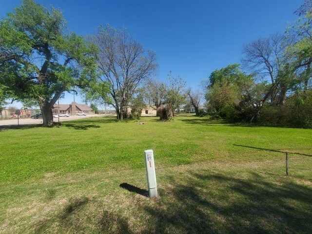 501 S 2nd St, Okemah, OK 74859 - photo 6