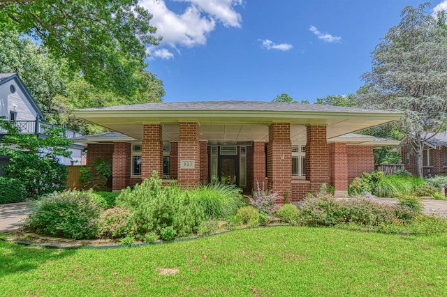 823 S Flood Ave, Norman, OK 73069 - view of front of house featuring brick siding