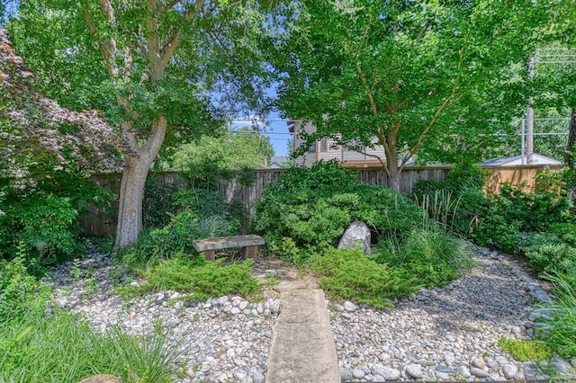 823 S Flood Ave, Norman, OK 73069 - view of fenced backyard