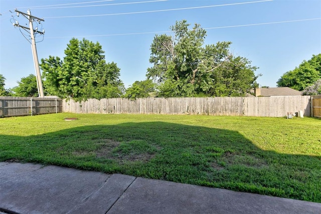 1229 S Gemini Rd, Edmond, OK 73003 - view of fenced backyard