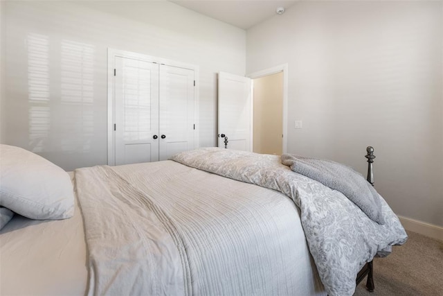 1724 Campus Corner Pl, Edmond, OK 73034 - bedroom featuring carpet flooring and a closet