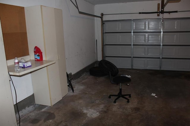3916 SE 46th St, Oklahoma City, OK 73135 - view of garage
