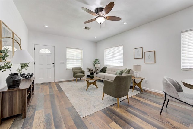 825 Elm Ave, Yukon, OK 73099 - living area featuring ceiling fan, wood finished floors, and recessed lighting