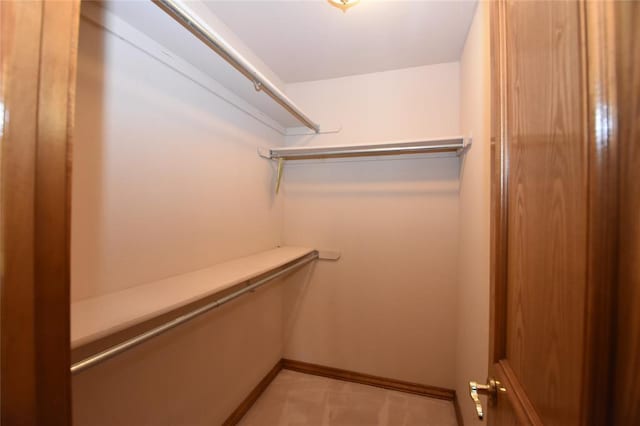 12608 Redstone Ct, Oklahoma City, OK 73142 - view of spacious closet