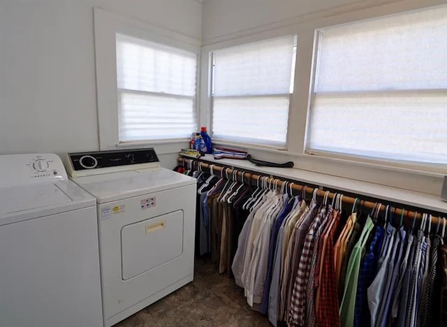 1845 W Park Pl, Oklahoma City, OK 73106 - laundry room with washing machine and clothes dryer