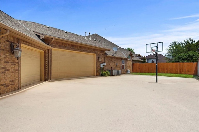 15016 Kurdson Way, Edmond, OK 73013 - view of sport court