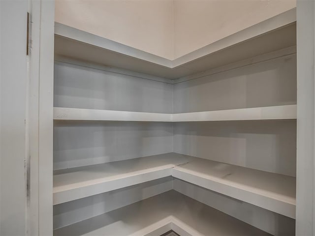 4821 Hidalgo Ave, Mustang, OK 73064 - view of pantry