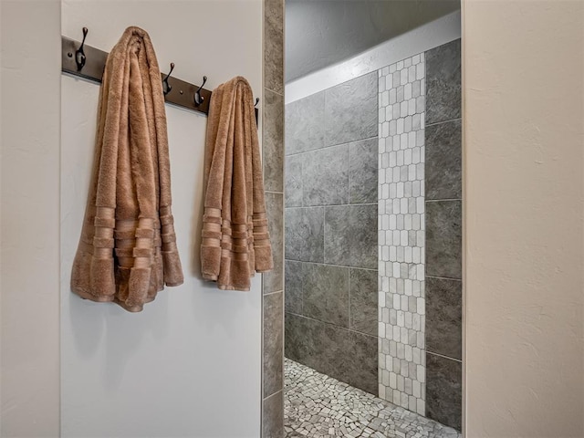 4821 Hidalgo Ave, Mustang, OK 73064 - full bath with walk in shower