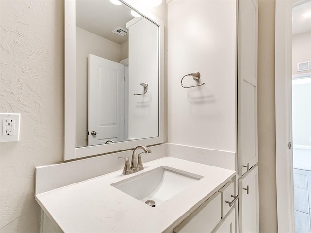 9313 NW 141st St, Yukon, OK 73099 - bathroom with vanity