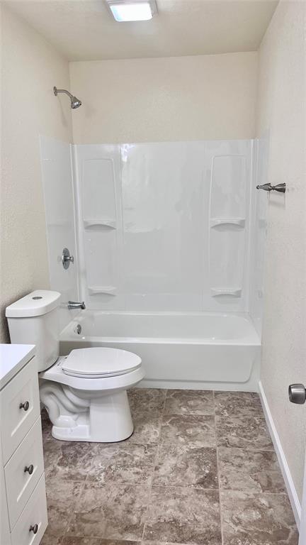 1329 E Spruce St, Altus, OK 73521 - photo 8