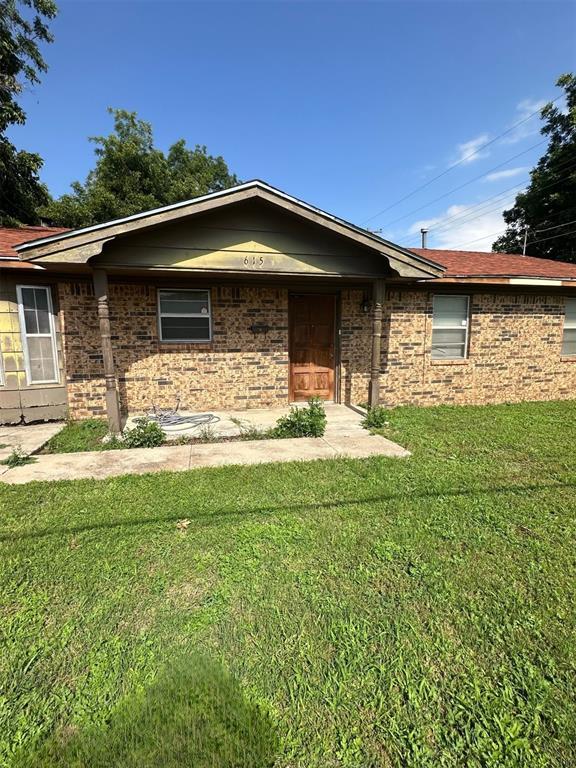 615 S 17th St, Chickasha, OK 73018 - photo 1