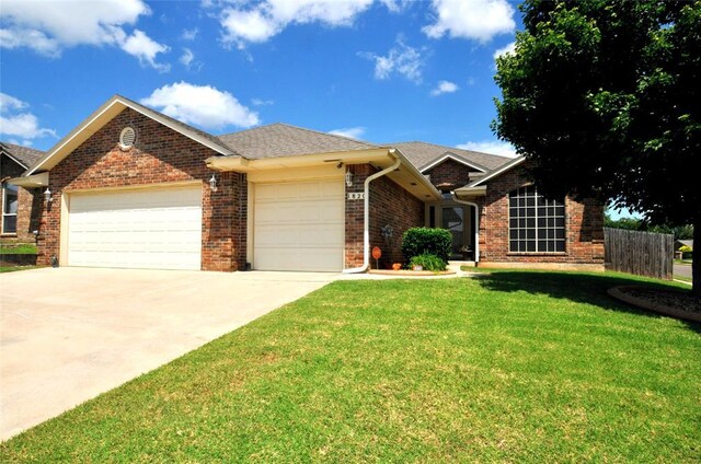 1820 January Pl, Moore, OK 73160 - photo 1