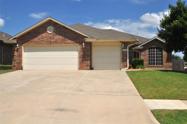 1820 January Pl, Moore, OK 73160 - photo 2